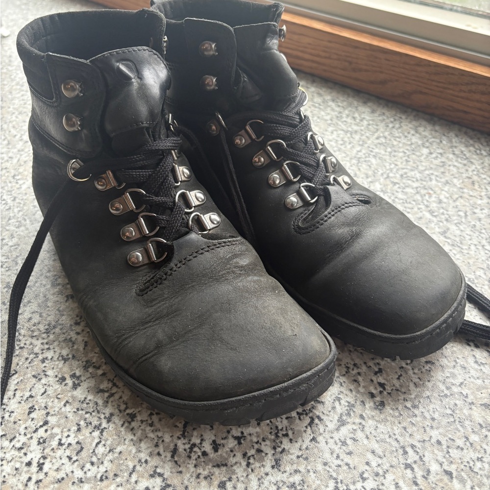 Zaqq Black Barefoot combat Boots